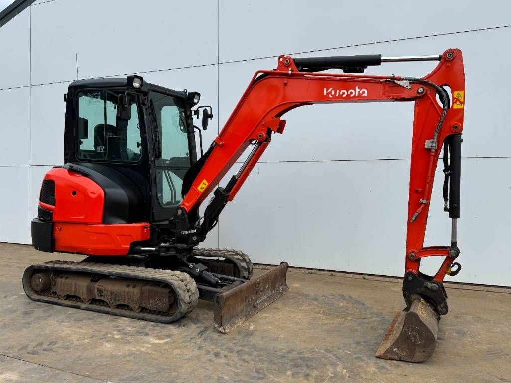 Kubota KX 037-4 - Hammer Lines / Quick Coupler