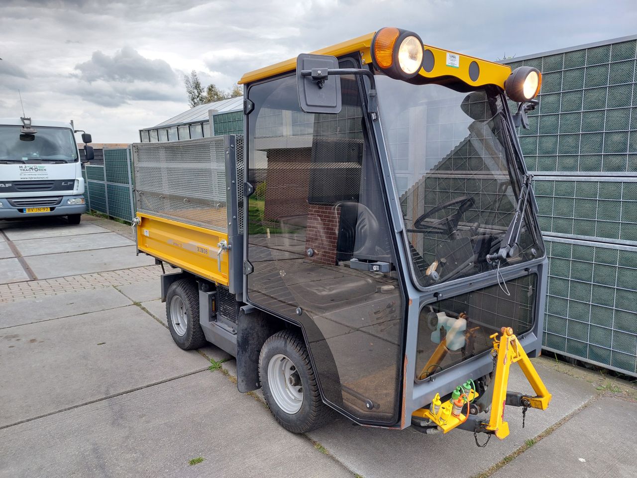 Nimos Mi-Nitrac 1.5 werktuigdrager / kieper