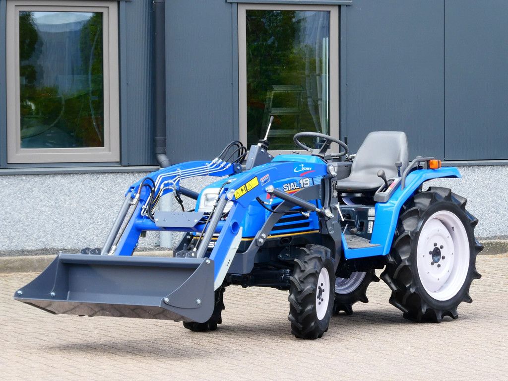 Iseki Sial 19 4wd / 0769 Draaiuren / Voorlader