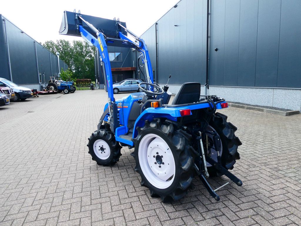 Iseki Sial 19 4wd / 0769 Draaiuren / Voorlader