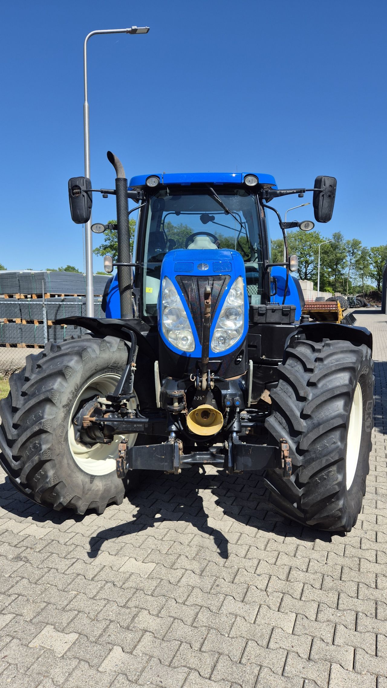 New Holland T7.210 AC 40Kmh. Lucht, Fronthef en PTO
