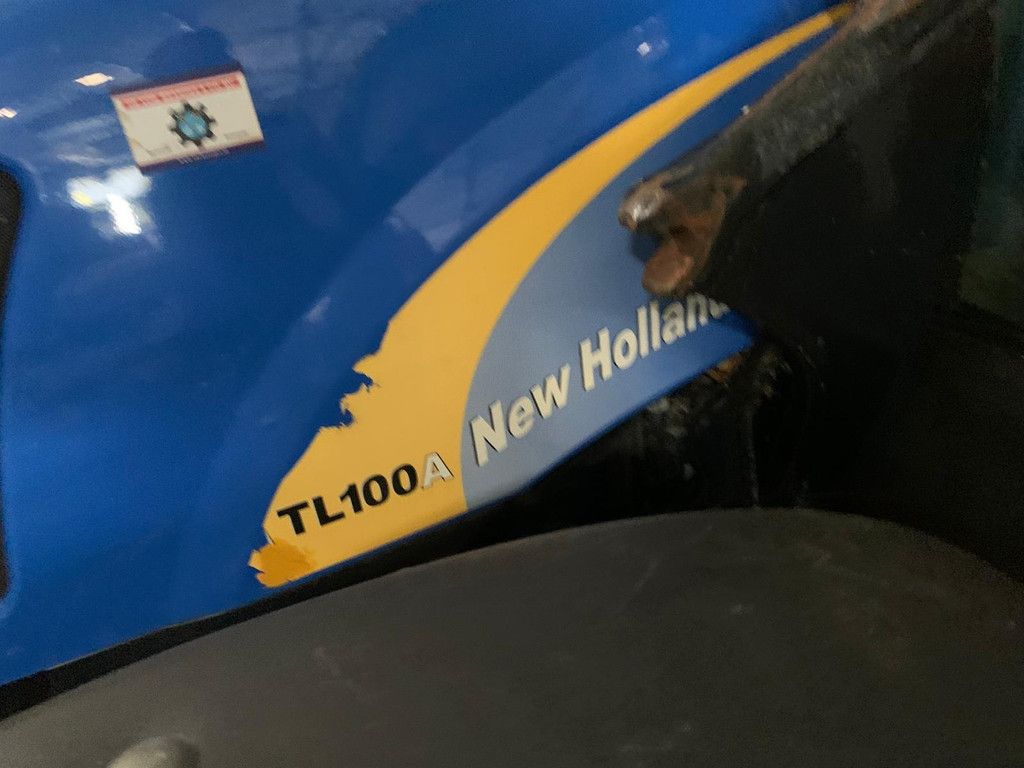 New Holland TL100