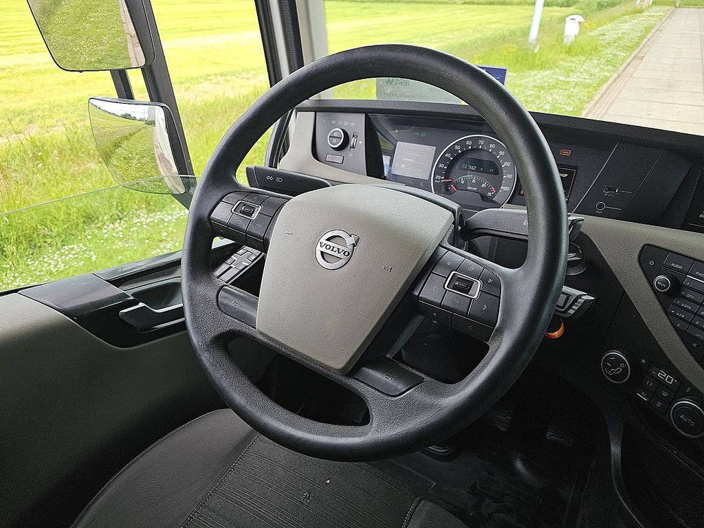 VOLVO FH 500 xl 2x tank fridge