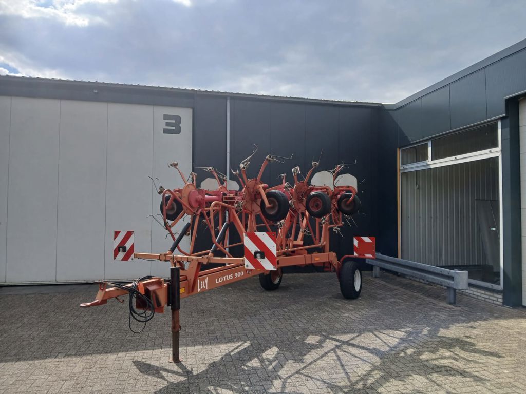 Lely LOTUS 900