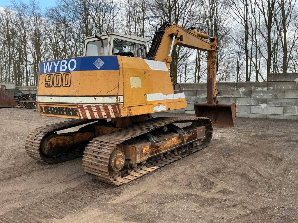 Crawler excavator Liebherr R900B Diesel 1988
