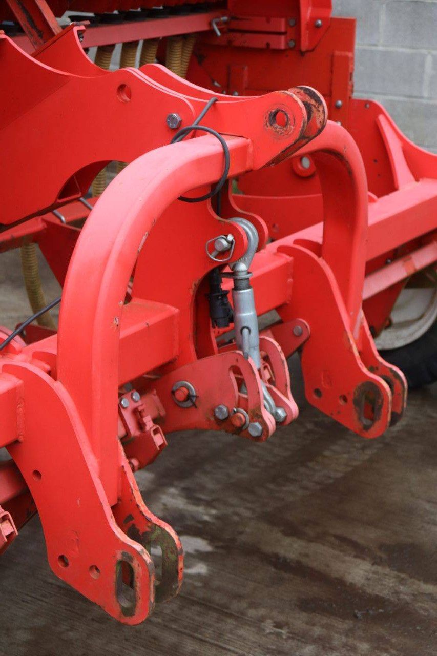 Seeding machine Maschio S Maria 300 2011