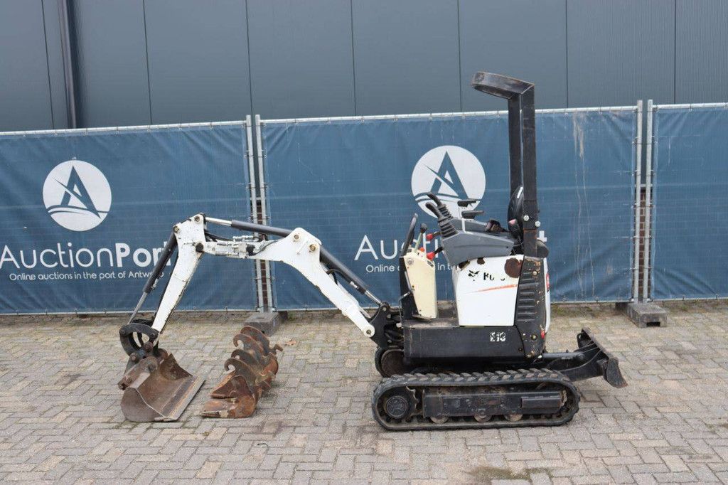 Mini excavator Bobcat E10-AAEM Diesel 7.5kW 2015
