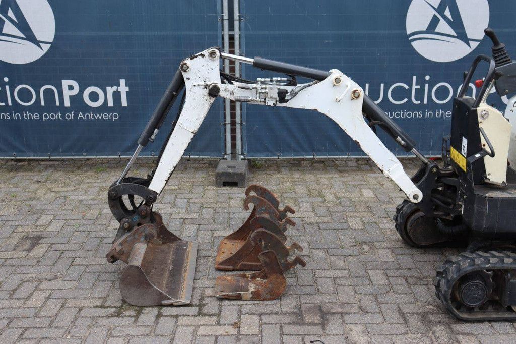Mini excavator Bobcat E10-AAEM Diesel 7.5kW 2015