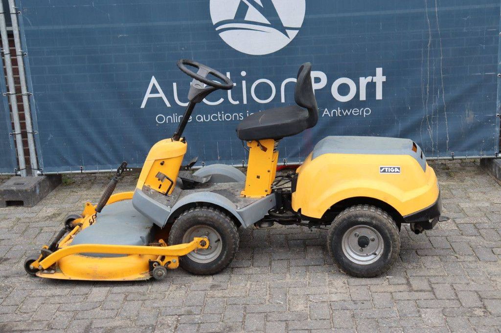 Stiga P901 Ride-on Mower Petrol 11.4kW 2004