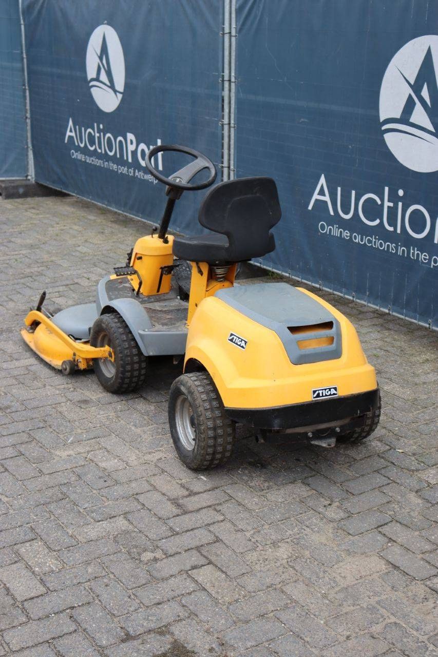 Stiga P901 Ride-on Mower Petrol 11.4kW 2004