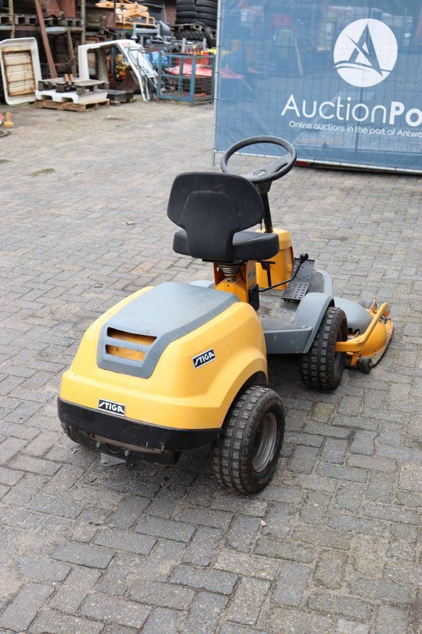 Stiga P901 Ride-on Mower Petrol 11.4kW 2004