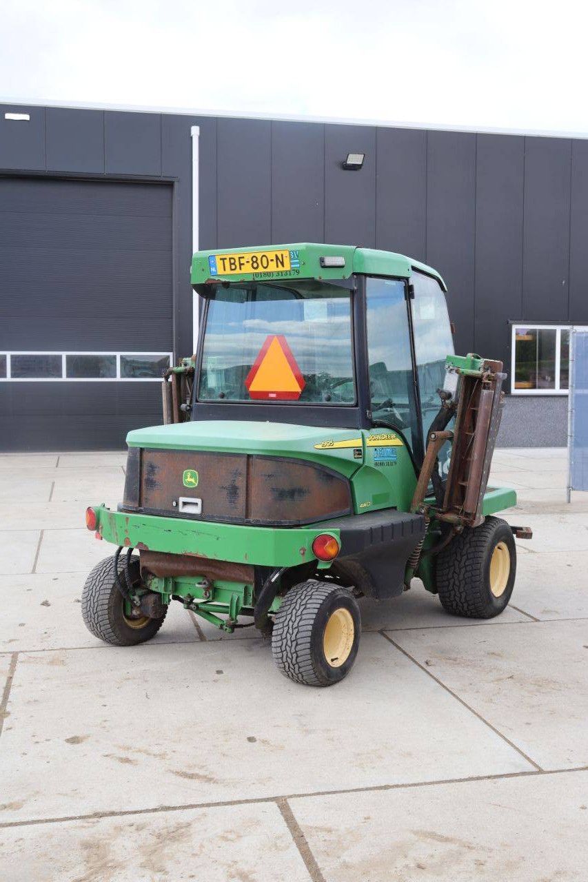 John Deere 1905 Diesel Tractor 2009 with Mowers