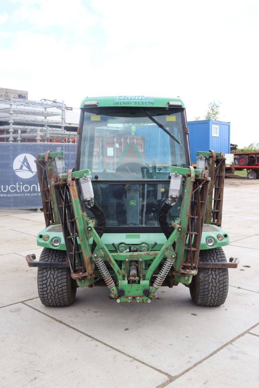 John Deere 1905 Diesel Tractor 2009 with Mowers