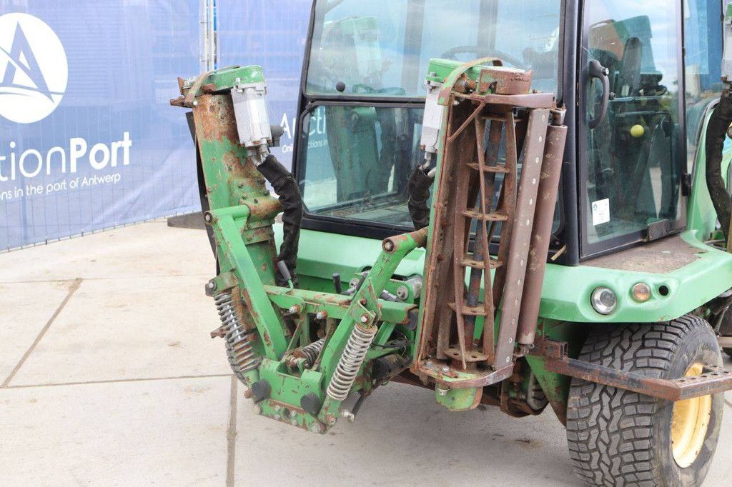 John Deere 1905 Diesel Tractor 2009 with Mowers