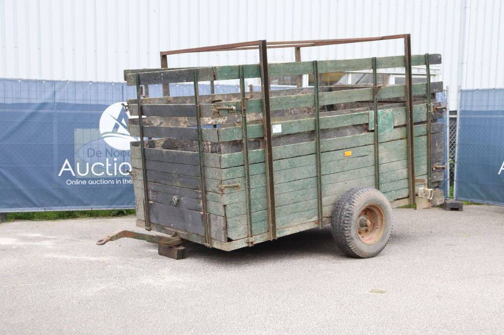 Agricultural trailer
