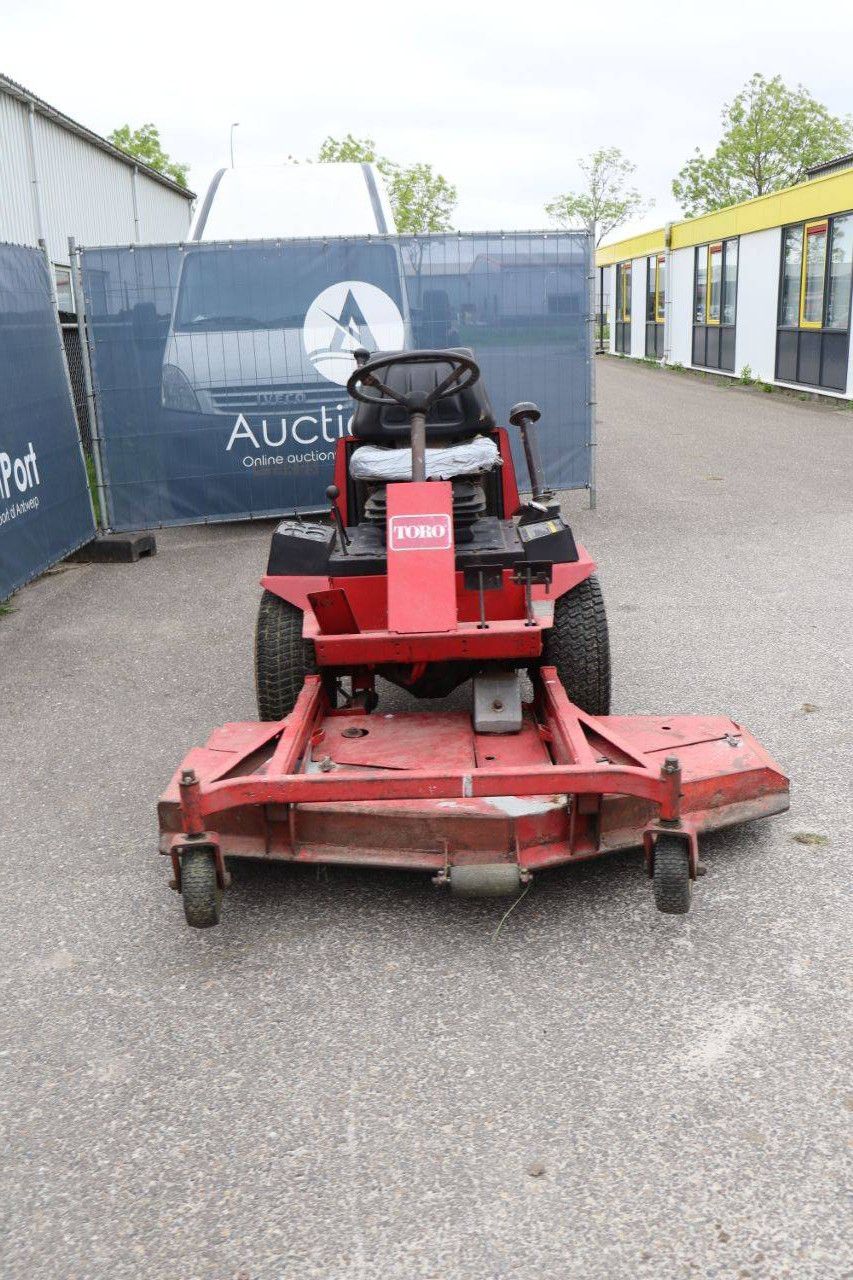 Toro Groundsmaster 220-D Diesel Ride-on Mower