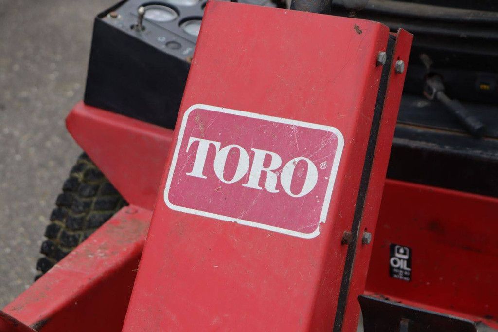 Toro Groundsmaster 220-D Diesel Ride-on Mower