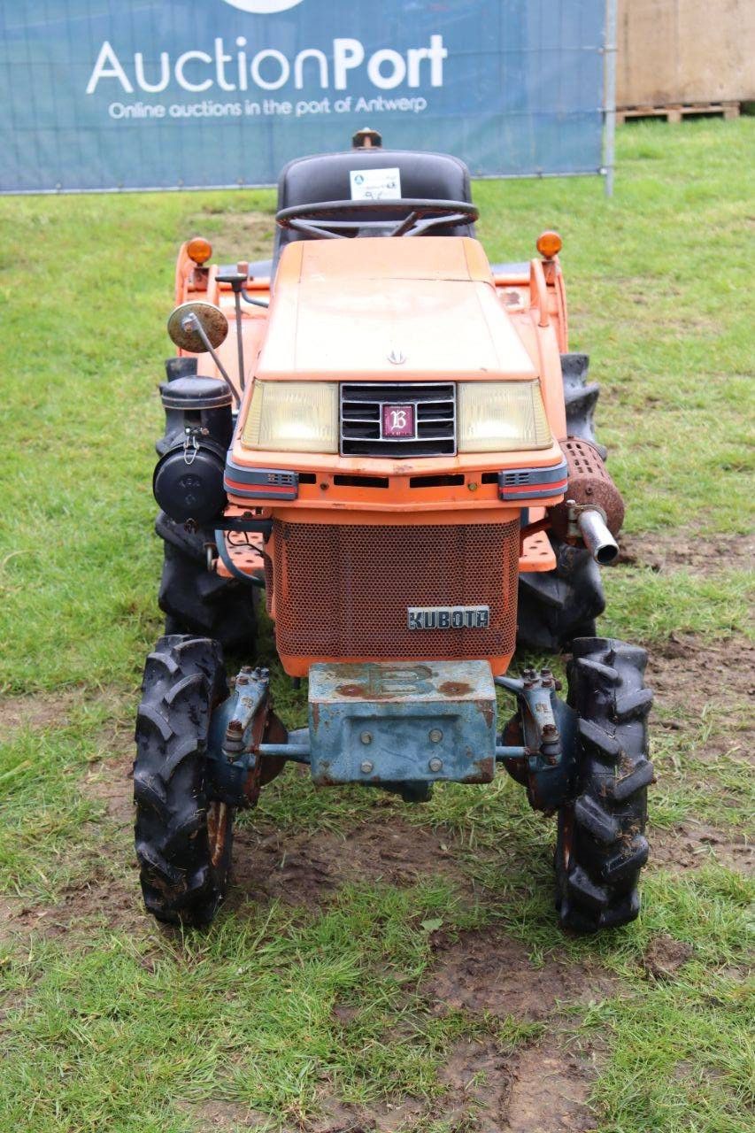 Minitractor Kubota B-10 Bulltra 9.5pk met Grondfrees