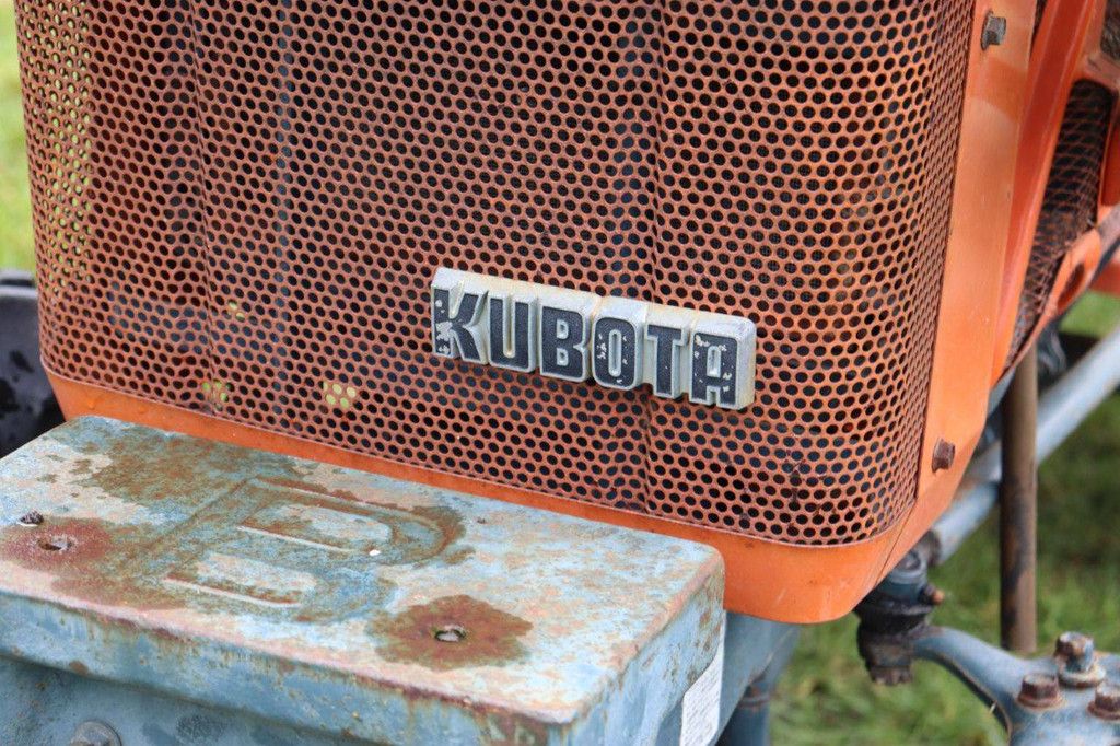 Minitractor Kubota B-10 Bulltra 9.5pk met Grondfrees