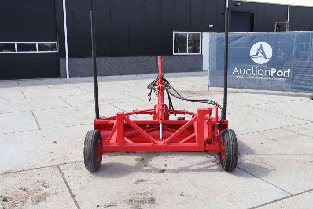 Leveling machine
