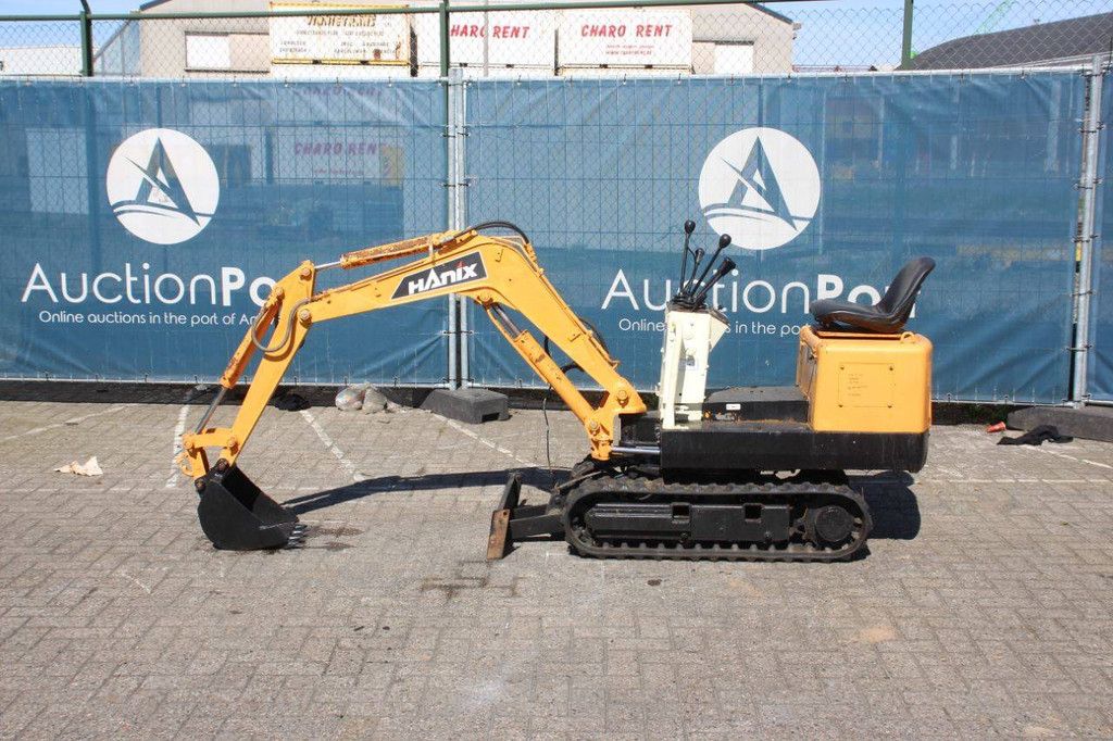 Mini excavator Hanix N080-2 Diesel