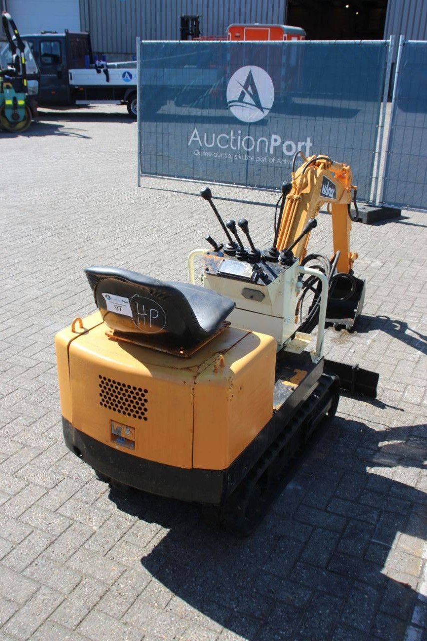 Mini excavator Hanix N080-2 Diesel