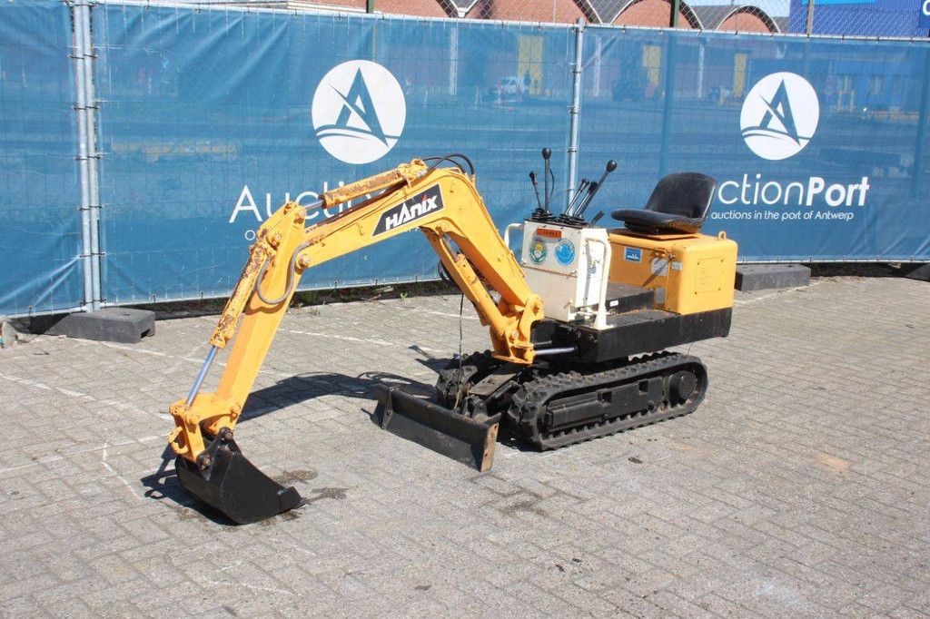 Mini excavator Hanix N080-2 Diesel
