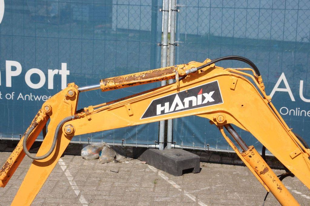 Mini excavator Hanix N080-2 Diesel
