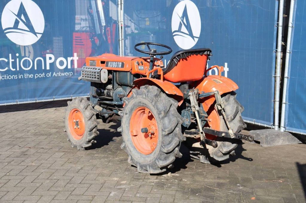 Mini tractor Kubota B7000 Diesel 13hp