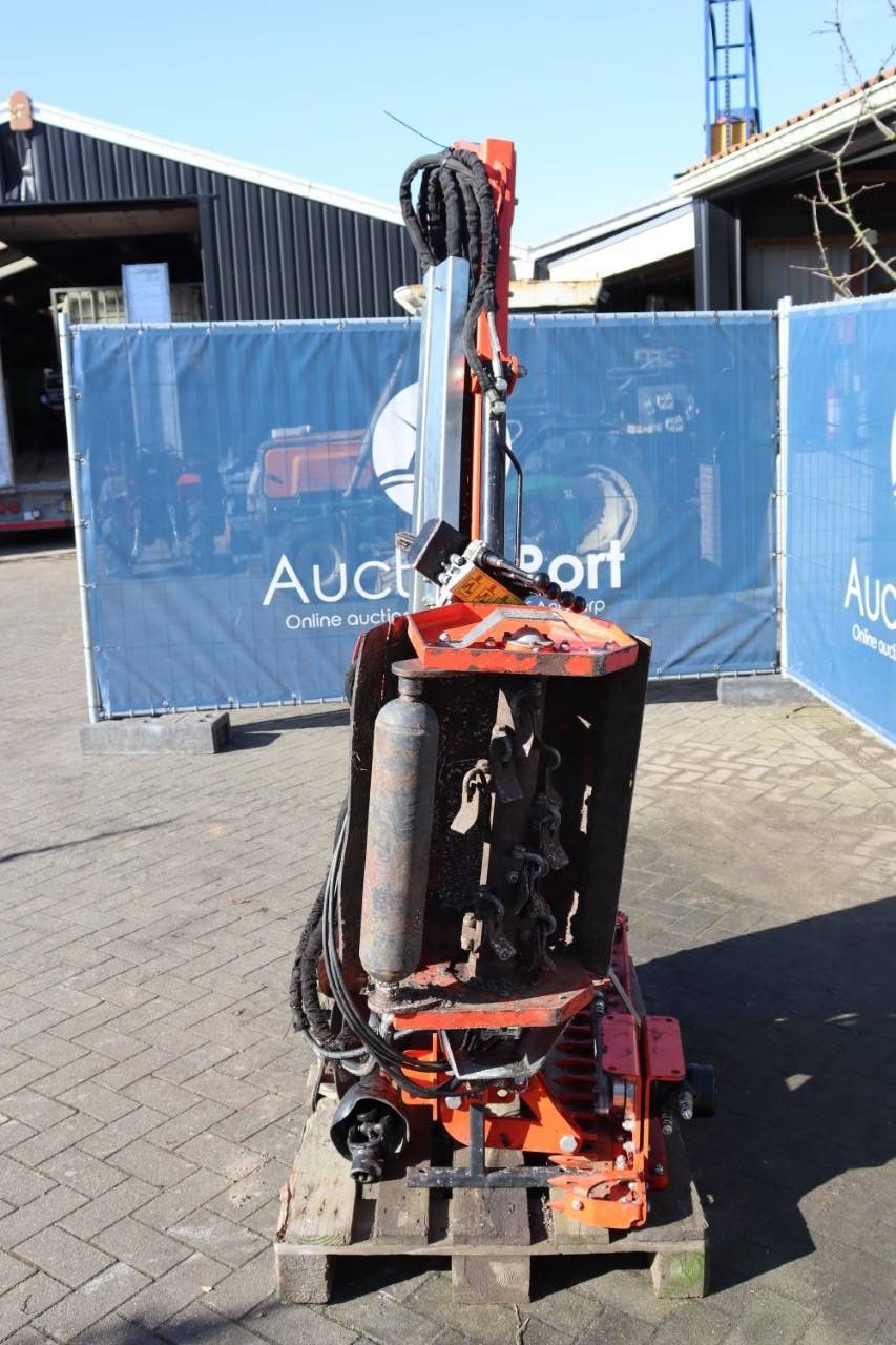 Armklepelmaaier