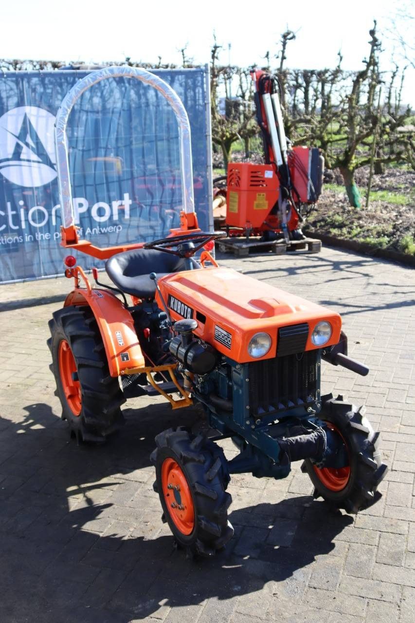 Minitractor Kubota B5000 Diesel 9pk