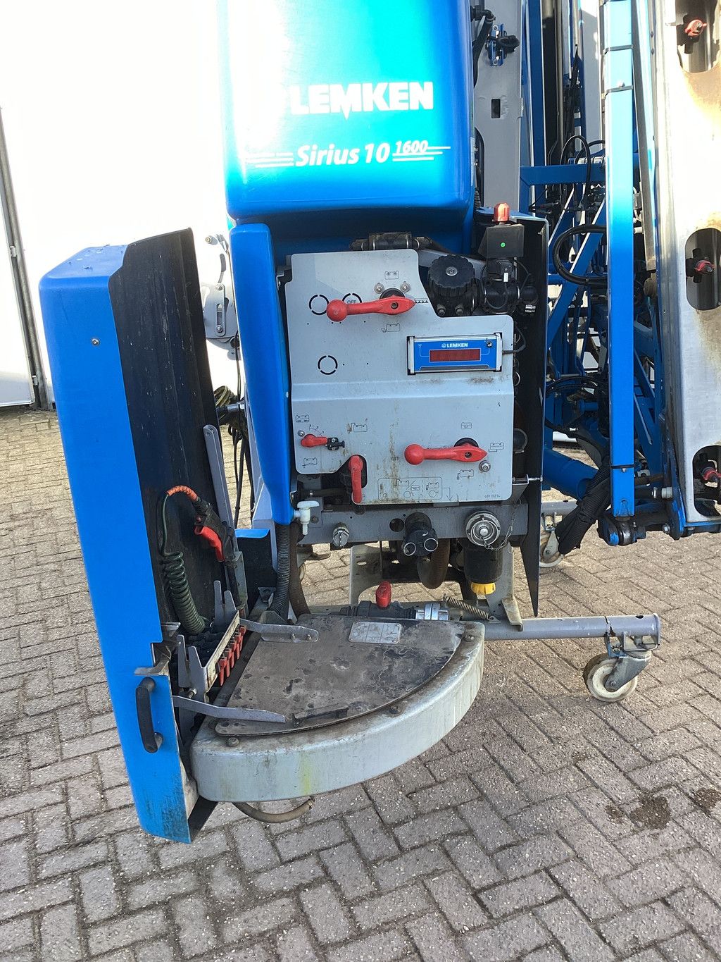 Lemken Sirius 10/1600/27 2014