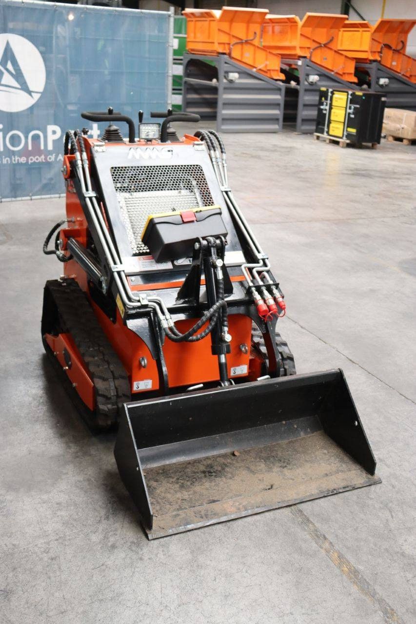 Schranklader Skid Steer 36C Benzine 2025 Nieuw