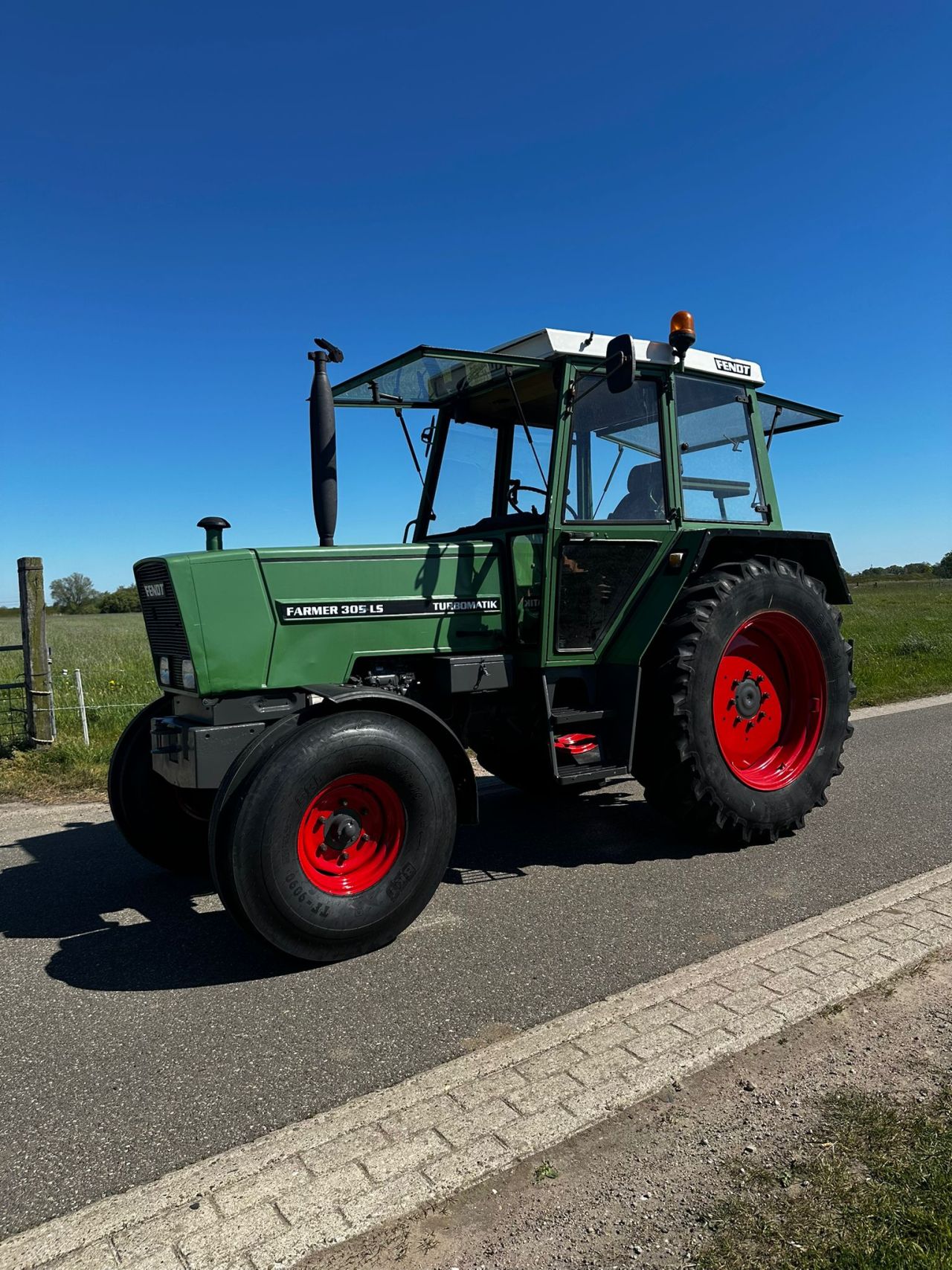 Fendt Farmer 305 LS