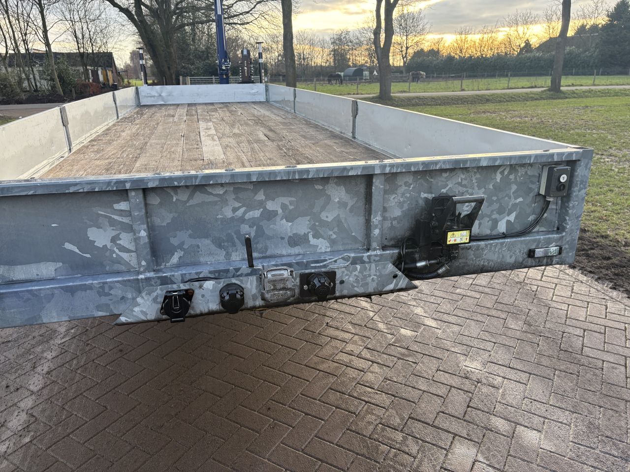 Be oplegger NEFRA 7 TON met Amco Veba kraan