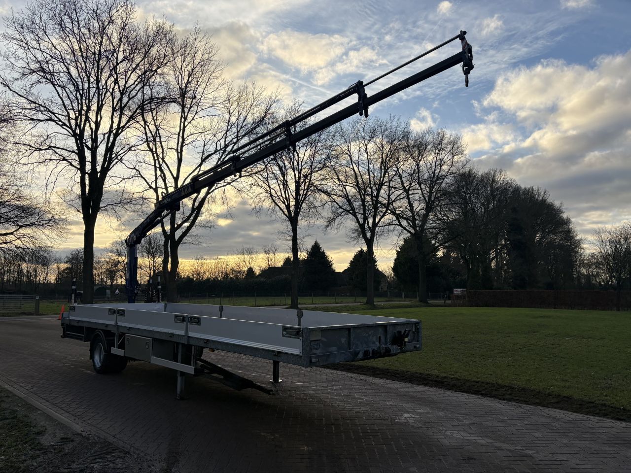 Be oplegger NEFRA 7 TON met Amco Veba kraan