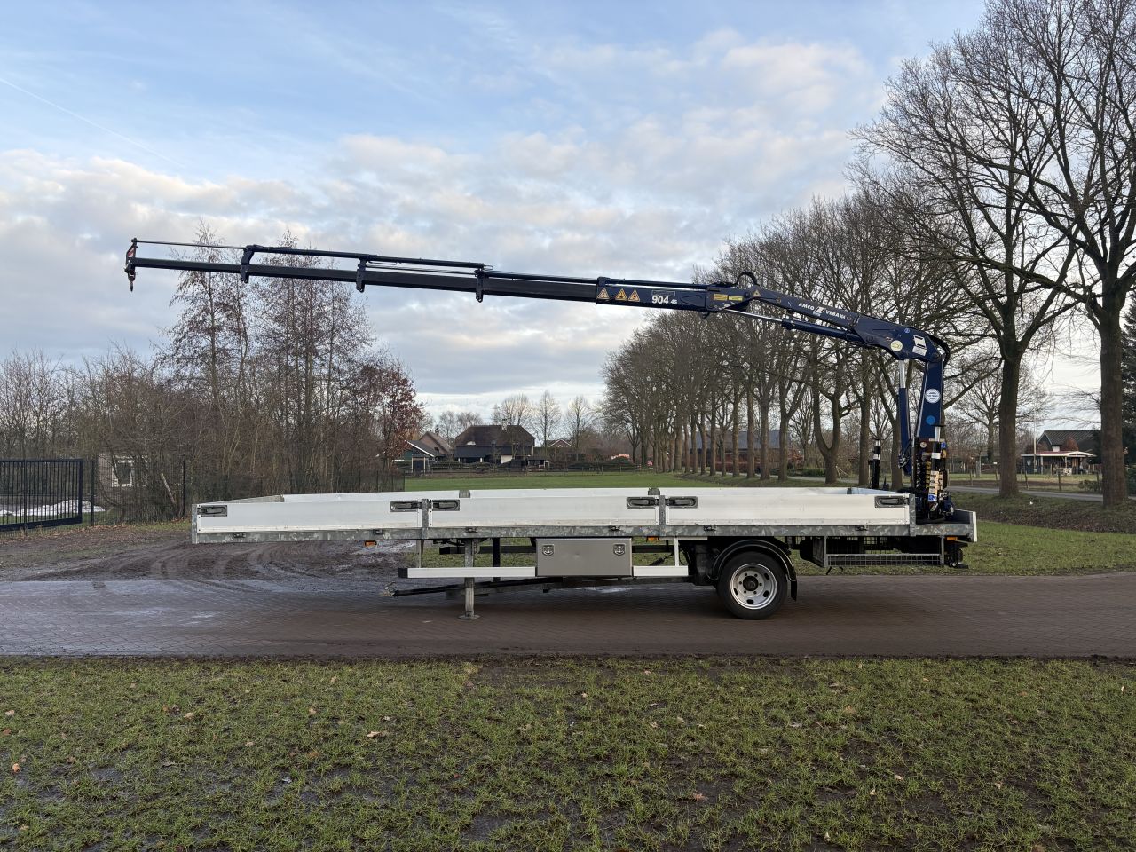 Be oplegger NEFRA 7 TON met Amco Veba kraan