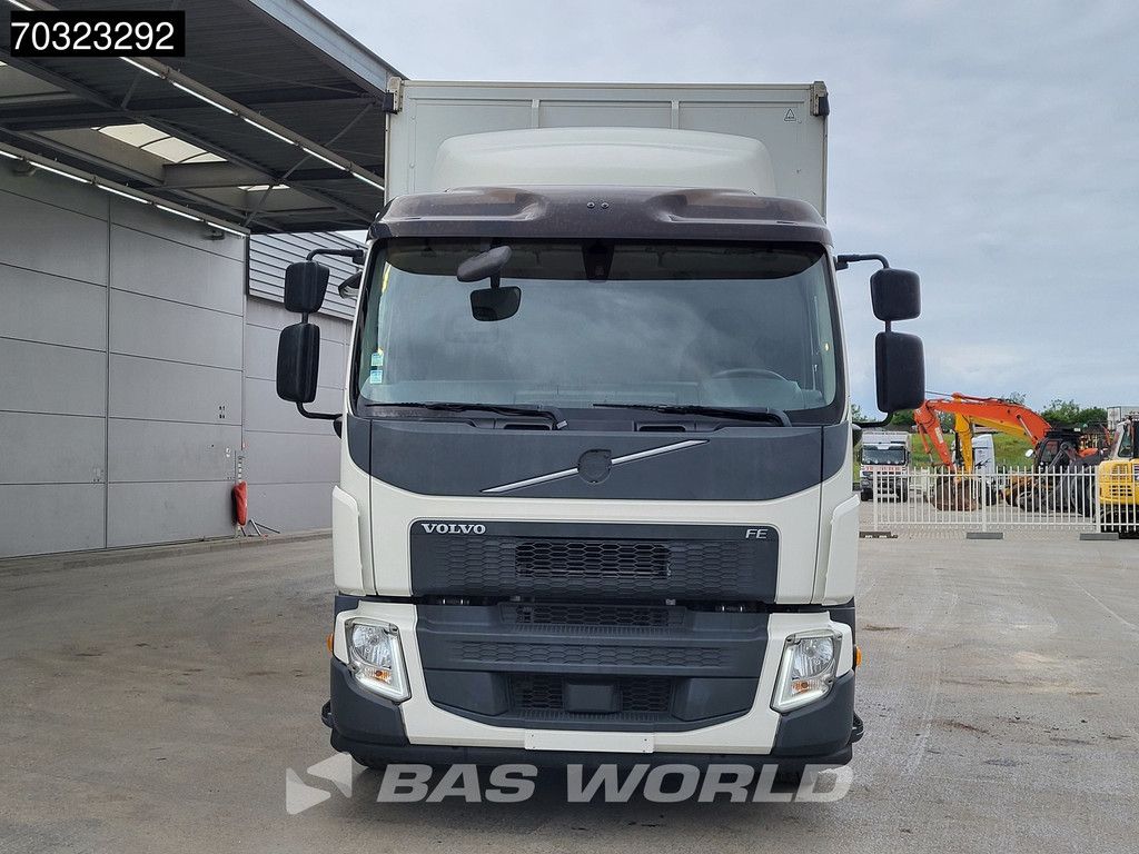 Volvo FE 320 6X2 Curtainsider Lift-Axle Automatic Euro 6