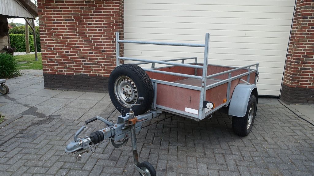 Saris aanhangwagen 210x113 cm 750 kg