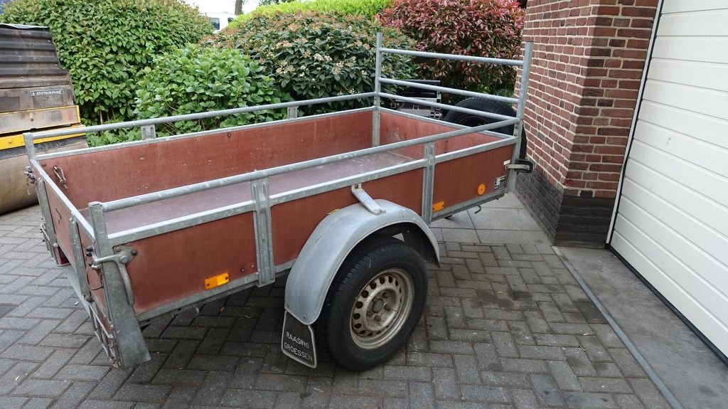 Saris aanhangwagen 210x113 cm 750 kg