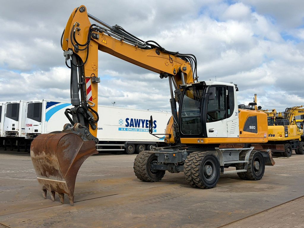 Liebherr A920