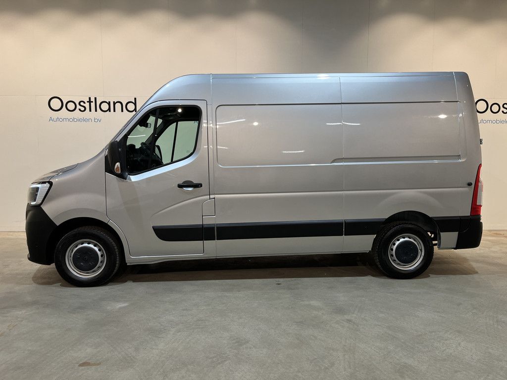 Renault Master 2.3 dCi L2H2 180 PK / Euro 6 / Airco / Cruise Control / Camera / Navigatie / Trekhaak
