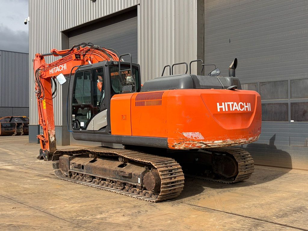 Hitachi ZX210 LC - 6 - CE certified