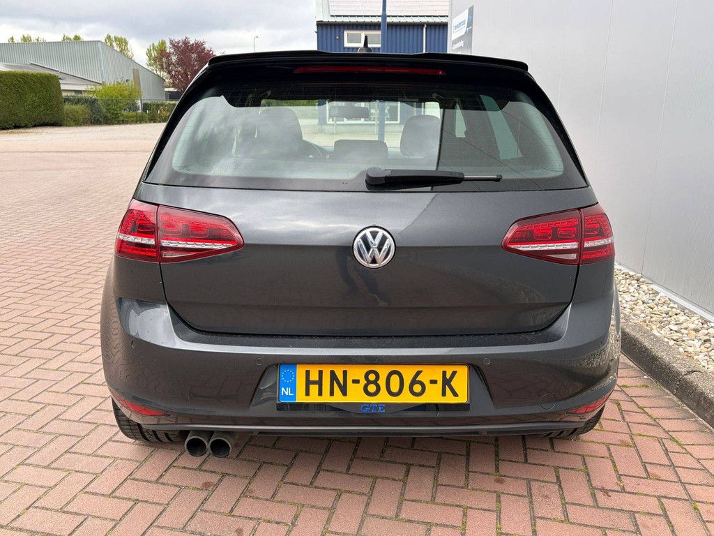 Passenger car Volkswagen Golf GTE Hybrid 150hp 2015 (Margin)