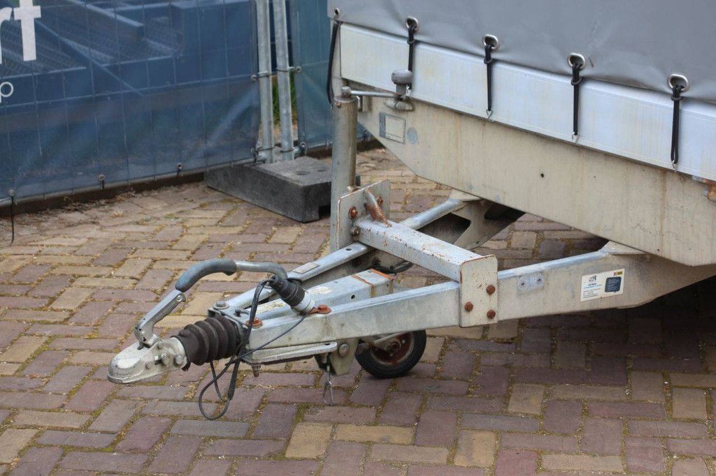 Gedeckter Anhänger Harpert AL 2010