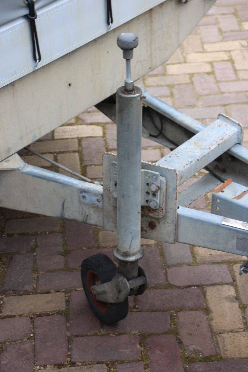 Gedeckter Anhänger Harpert AL 2010
