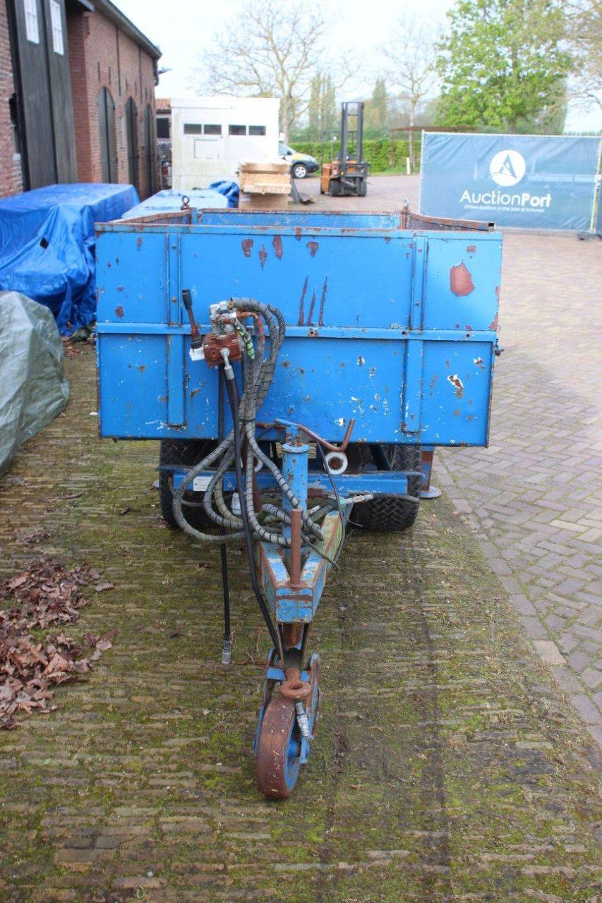 Side tipper Vlastuin TN15 1993
