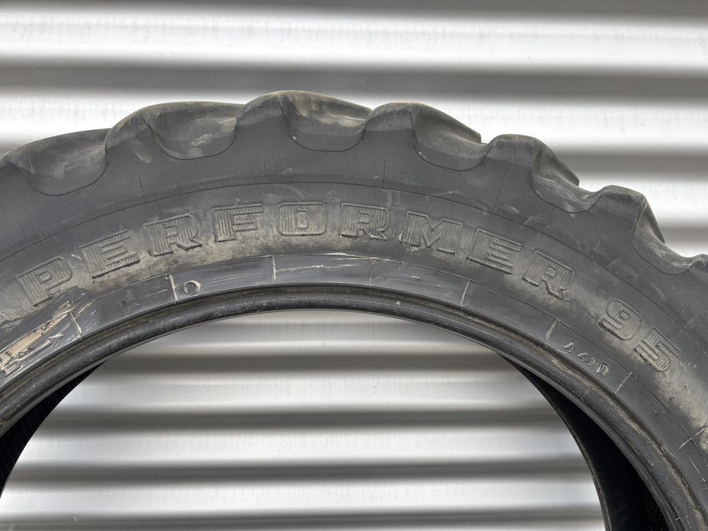 Firestone Performer 95