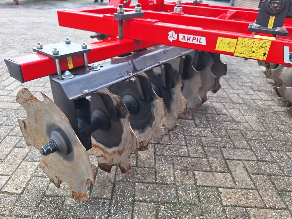 Akpil V4