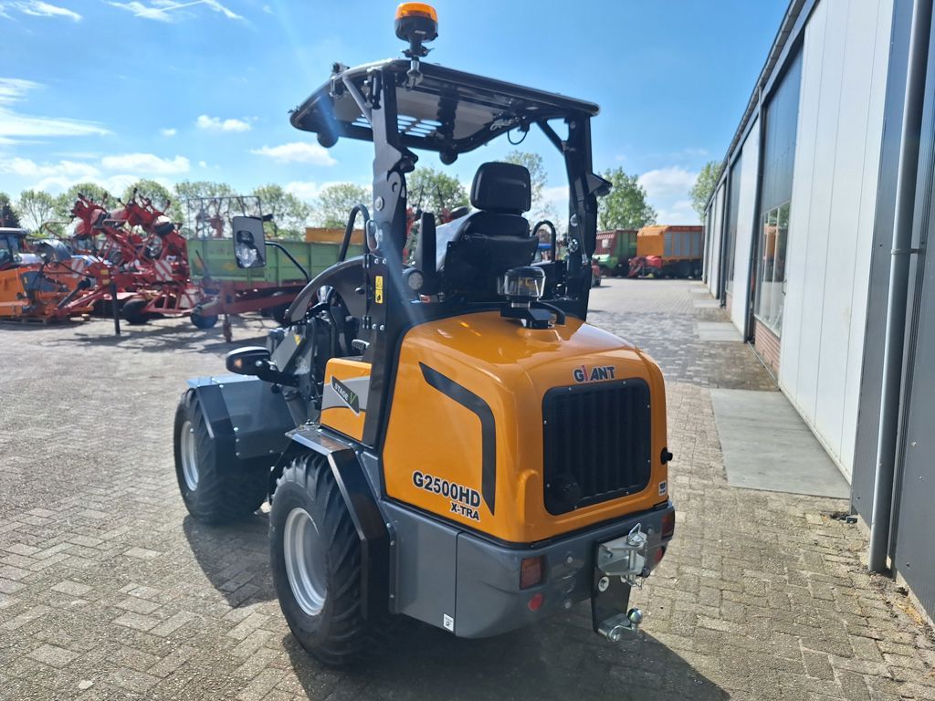 Giant G2500 X-TRA HD